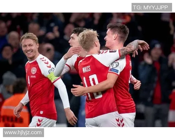 丹麦足球传奇人物的辉煌历程与成就探秘